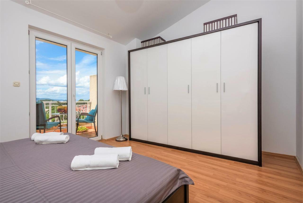 Andor - Lux, Two Beautiful Terraces With Sea & Sunset View Apartment Макарска Екстериор снимка