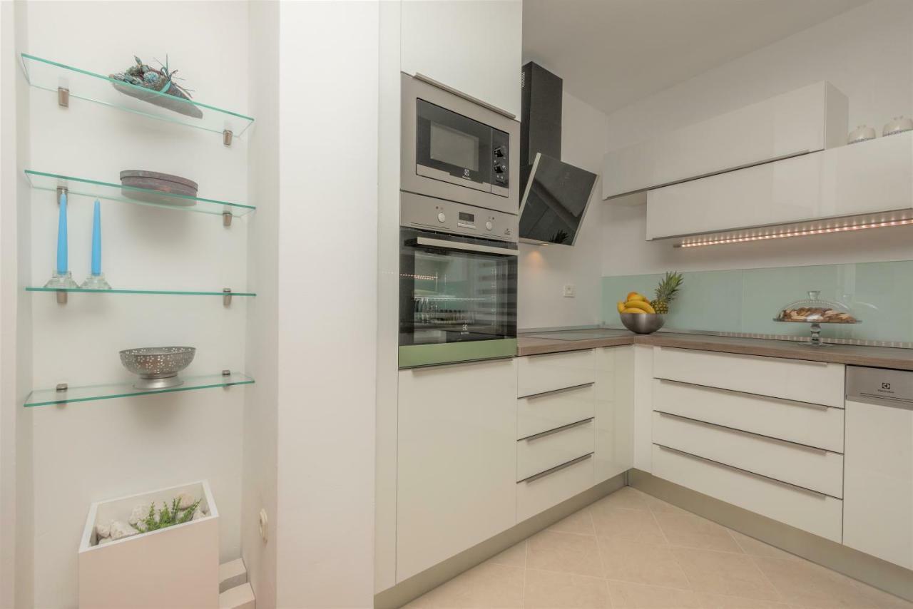 Andor - Lux, Two Beautiful Terraces With Sea & Sunset View Apartment Макарска Екстериор снимка