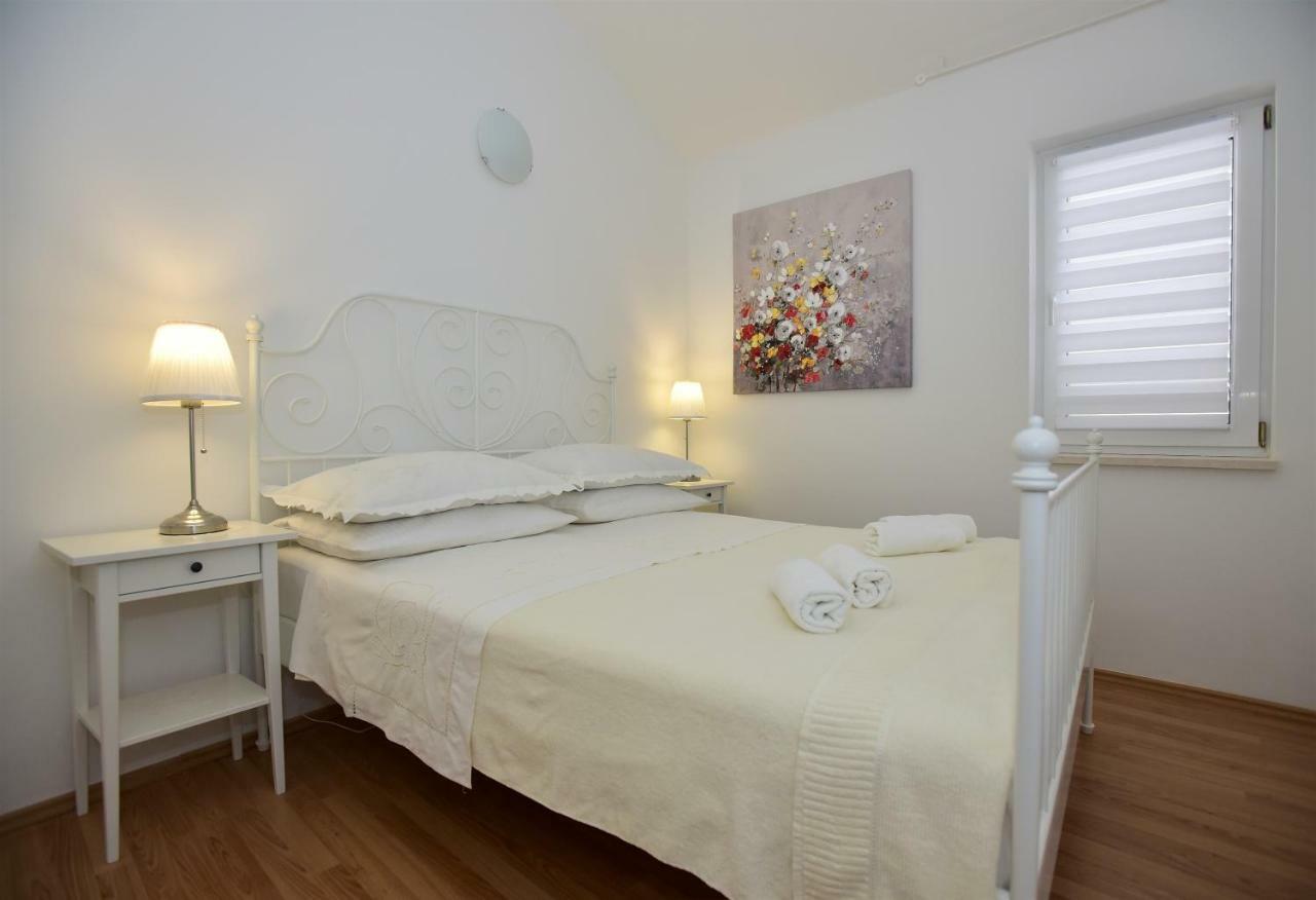 Andor - Lux, Two Beautiful Terraces With Sea & Sunset View Apartment Макарска Екстериор снимка