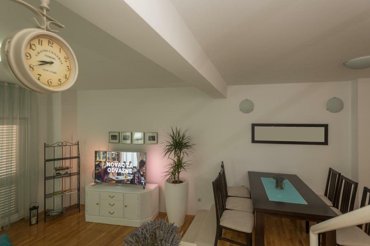 Andor - Lux, Two Beautiful Terraces With Sea & Sunset View Apartment Макарска Екстериор снимка