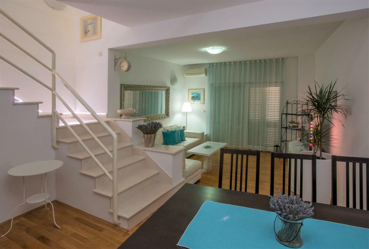 Andor - Lux, Two Beautiful Terraces With Sea & Sunset View Apartment Макарска Екстериор снимка
